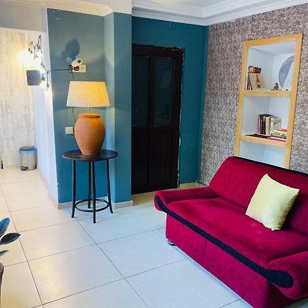 Hotel Klarastan Bon Voyage Тбилиси Екстериор снимка