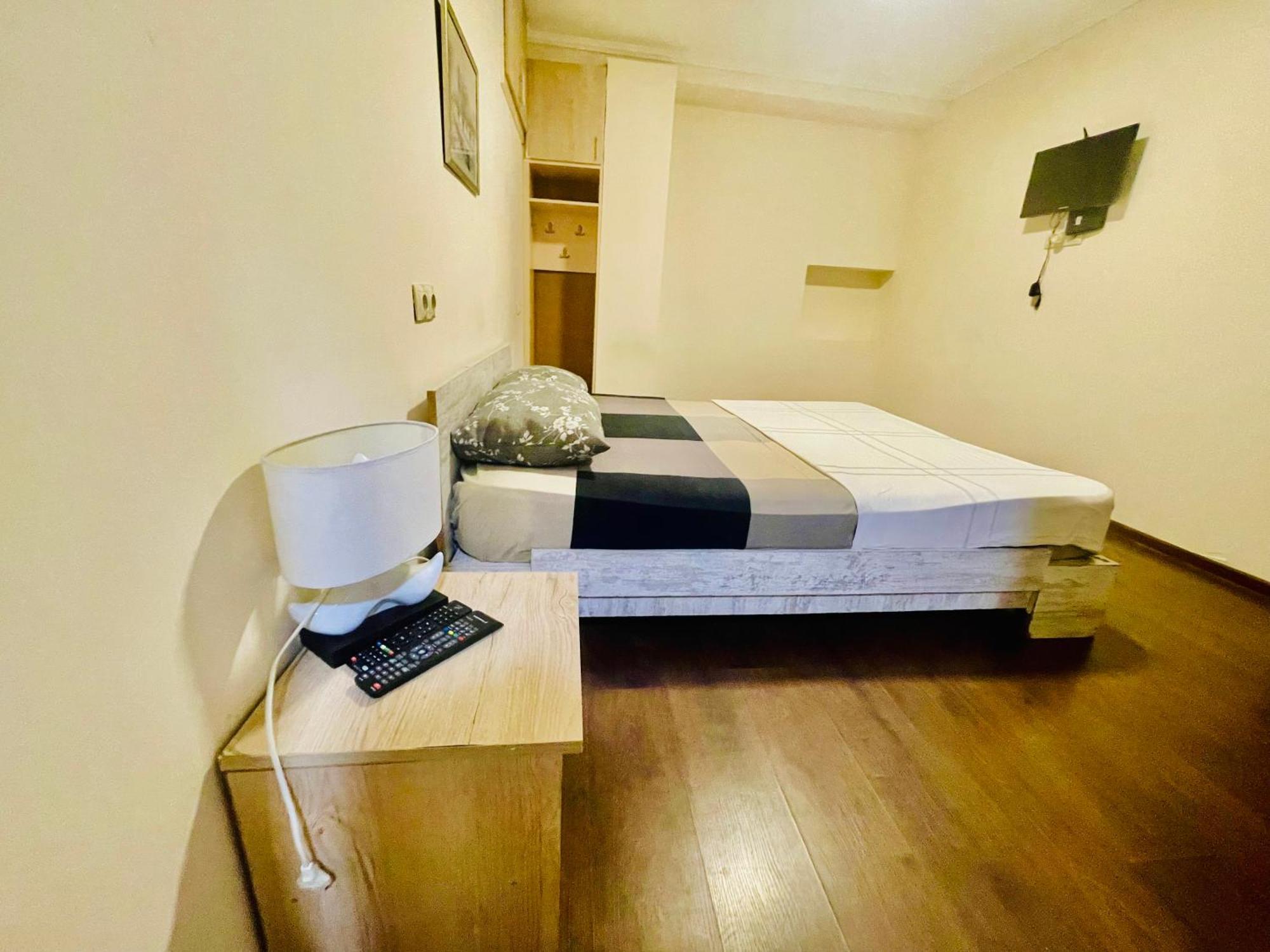 Hotel Klarastan Bon Voyage Тбилиси Екстериор снимка
