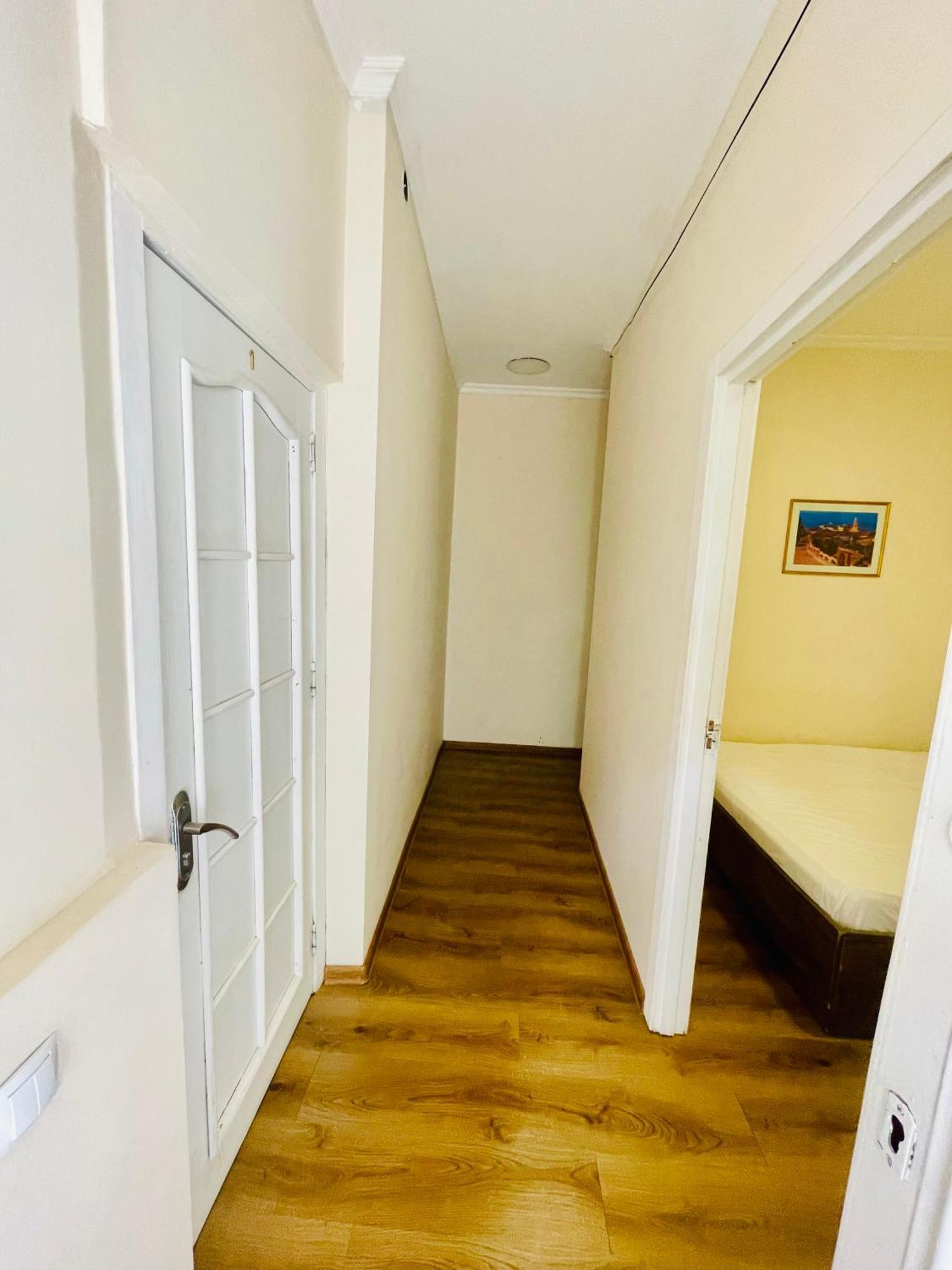 Hotel Klarastan Bon Voyage Тбилиси Екстериор снимка